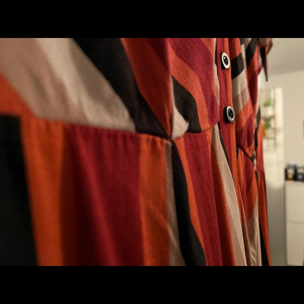 Dress - Picture 7 of 11